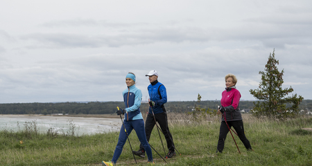 Tervisejooksjaid ja -kõndijaid ootab sportlik kepikõnd